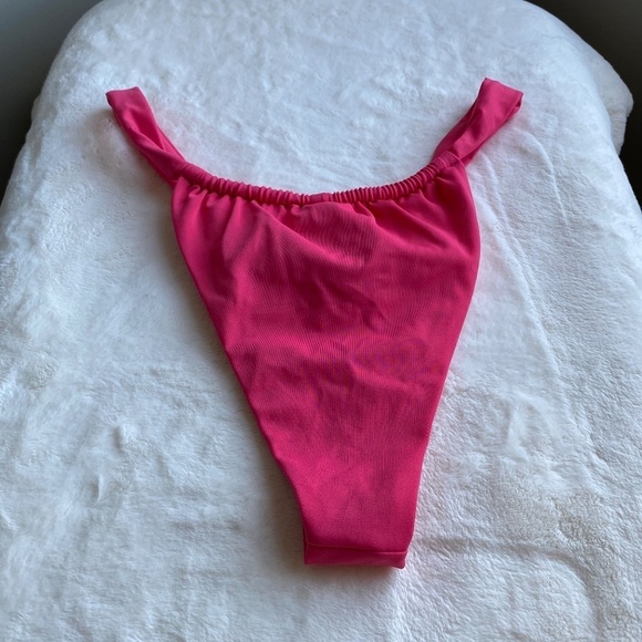New! Agua Bendita Elsa hot pink sting cheeky thong bikini bottom 14571 - Picture 5 of 11